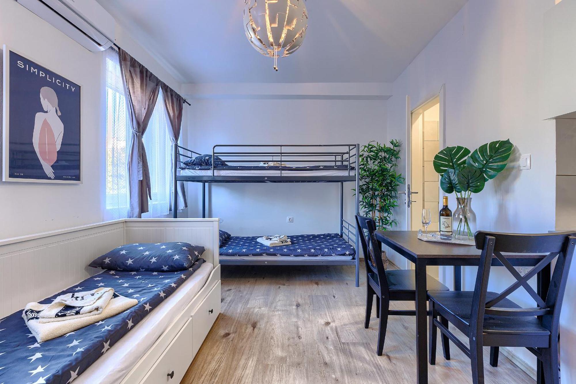 Monte Zaro Hostel Pula Buitenkant foto